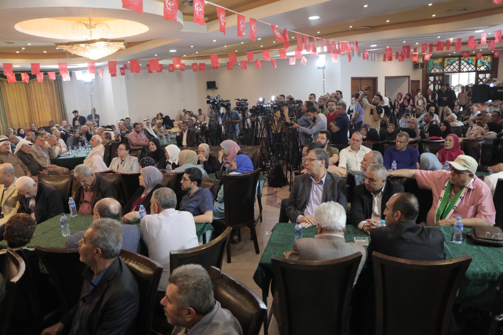 من المؤتمر الصحفي لنائب الأمين العام للجبهة الشعبية جميل مزهر (19).jpg